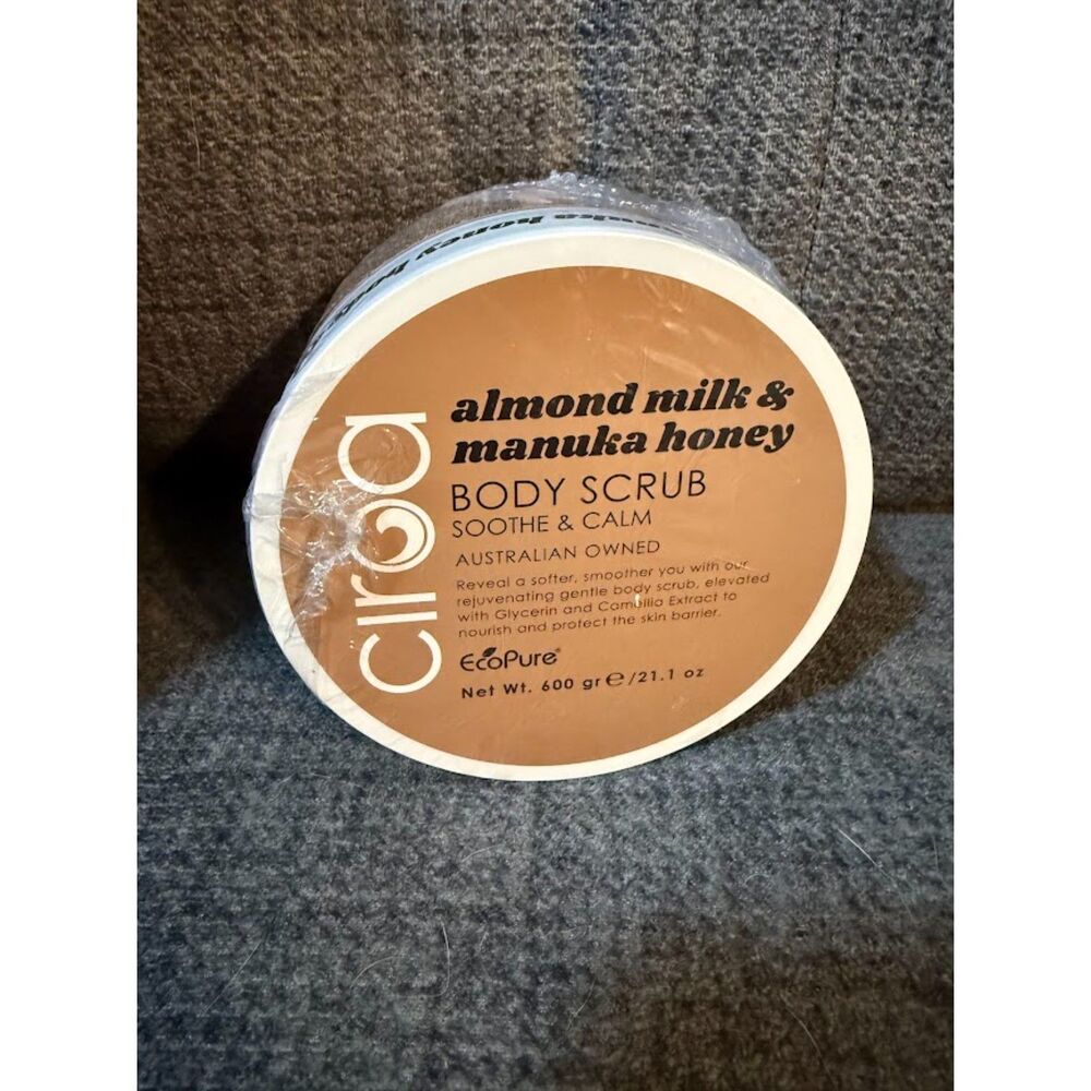 Ciroa Almond Milk & Manuka Honey "Soothe & Calm" Body Scrub.